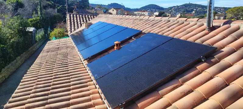 Installation de panneaux photovoltaïques Dualsun – 3 kwc de puissance