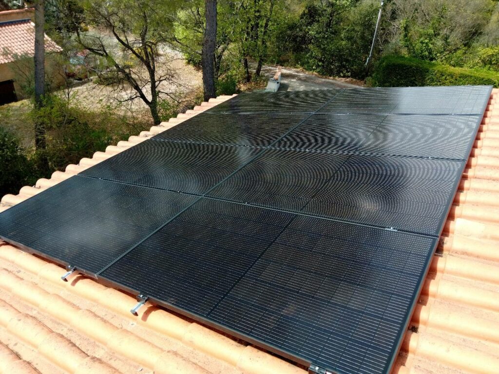 Installation de panneaux photovoltaïques Dualsun – 3 kwc de puissance