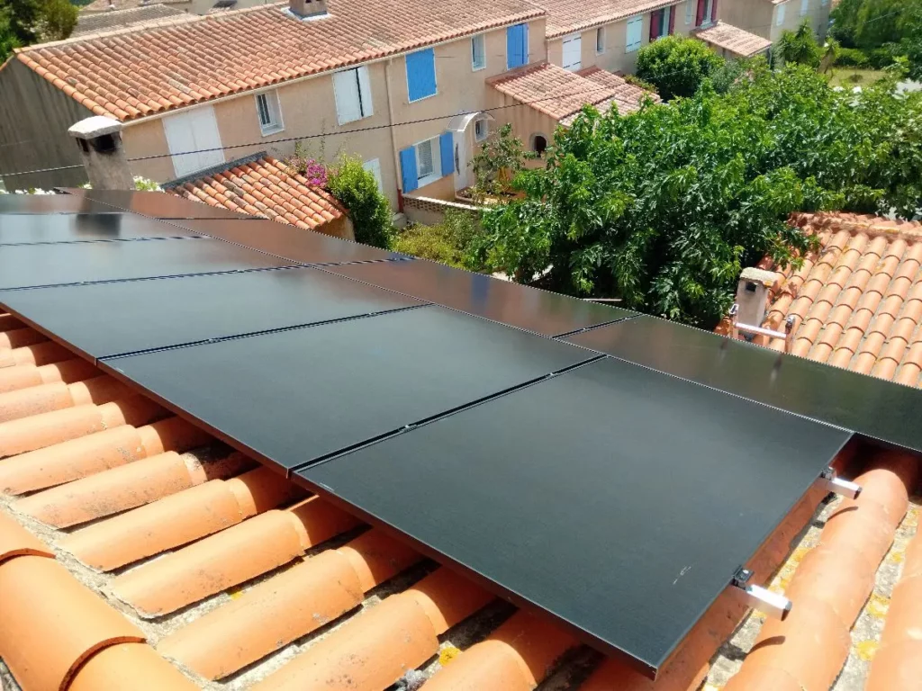 Installation de panneaux photovoltaïques Dualsun – 4.25 kwc de puissance