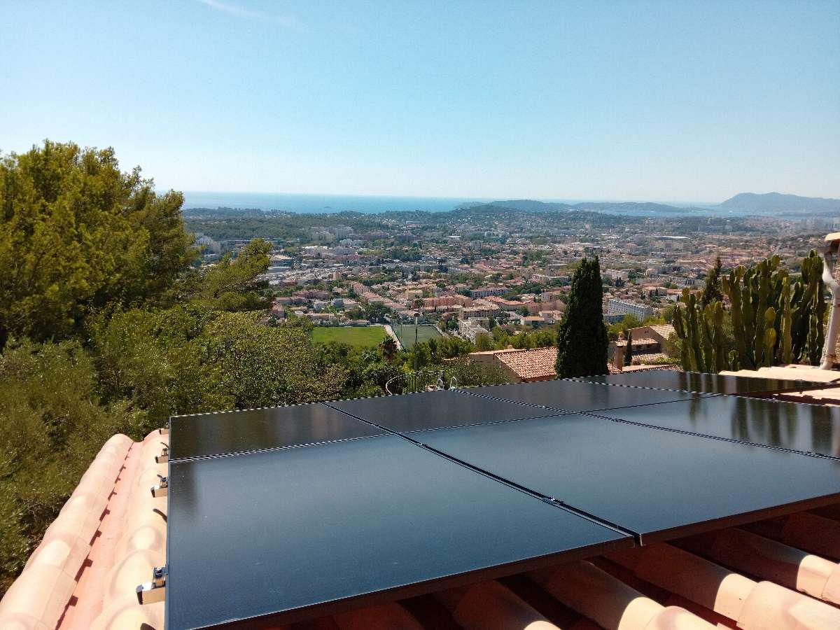Enr Solutions Installation Photovoltaique Toulon Installation De Panneaux Photovoltaiques Dualsun 6 Kwc De Puissance