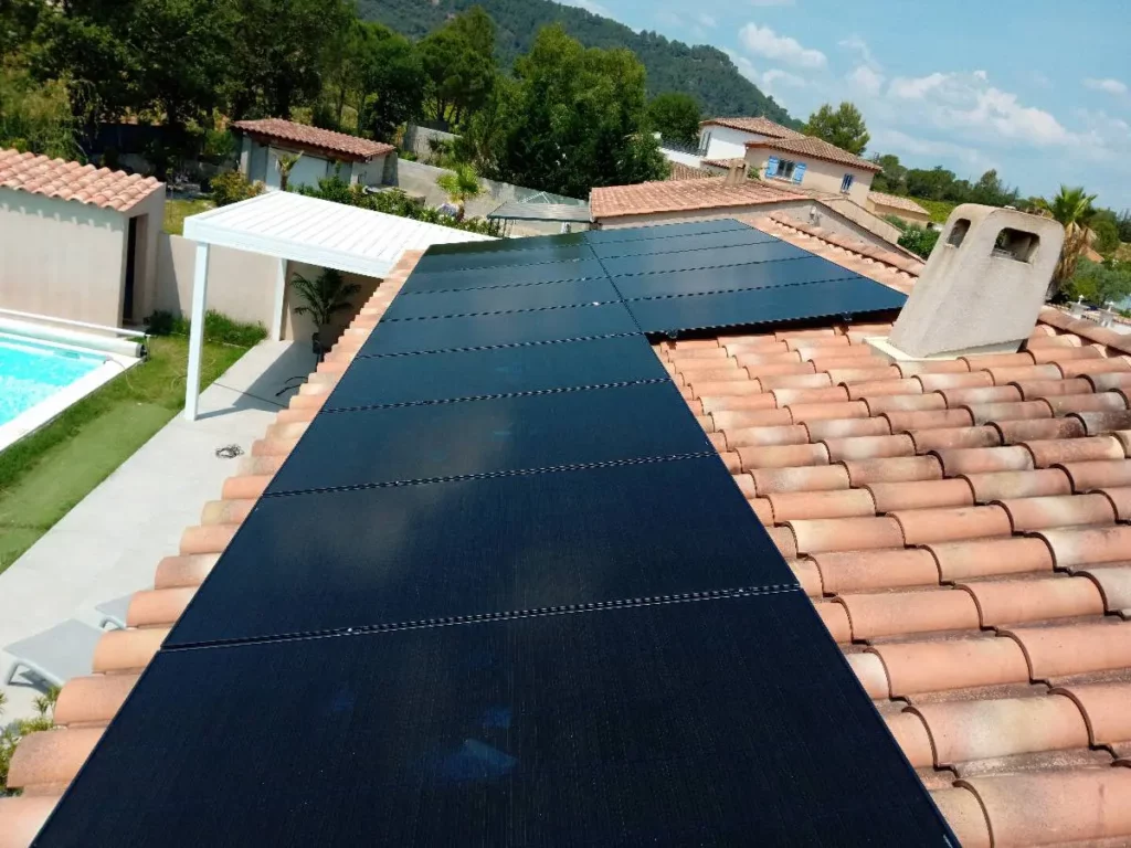 Installation de panneaux photovoltaïques Sunpower – 6 kwc de puissance