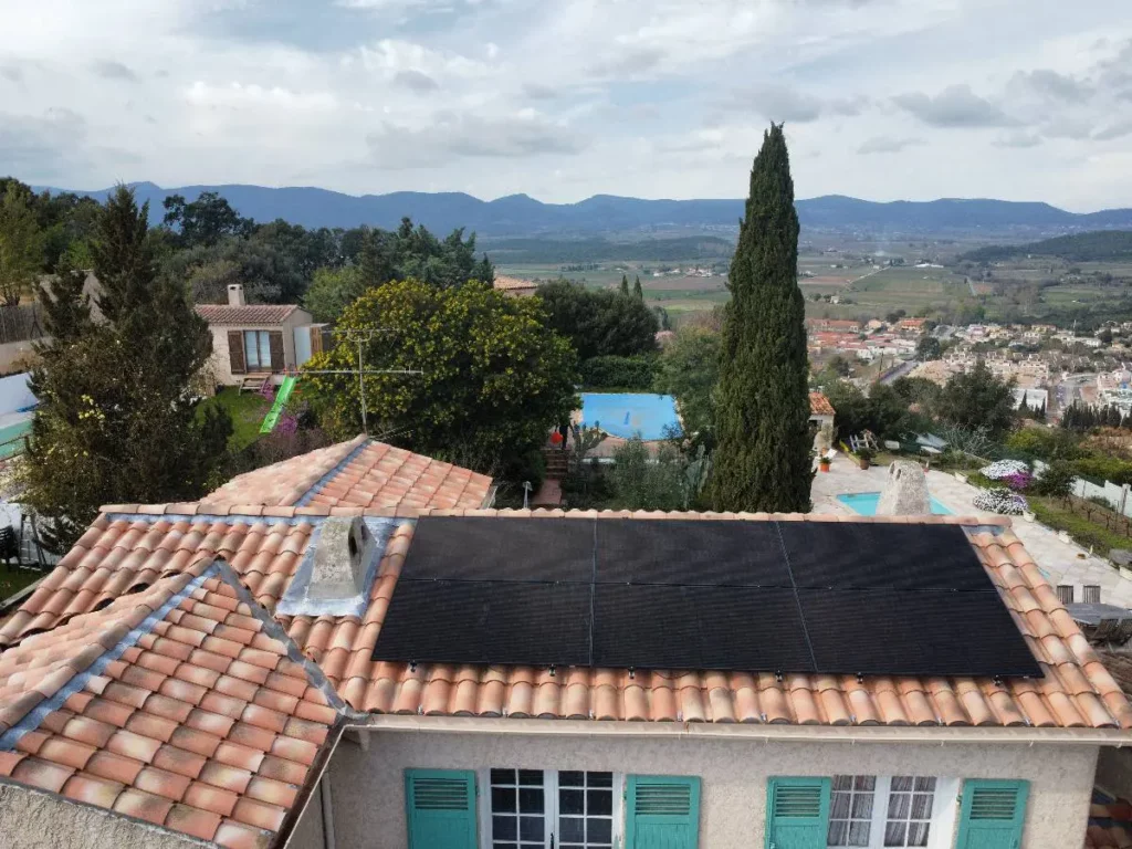 Installation de panneaux photovoltaïques Dualsun – 3 kwc de puissance